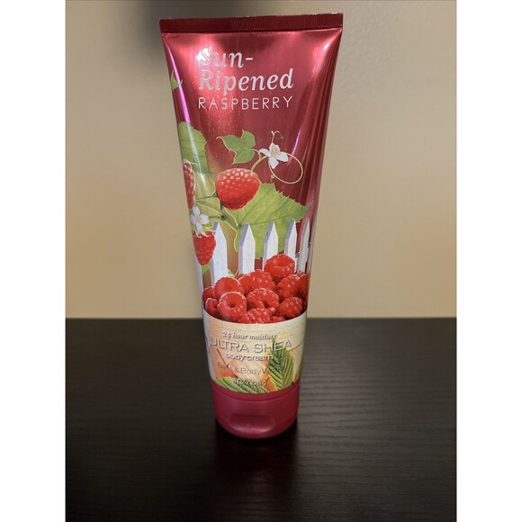 BATH & BODY WORKS SUN RIPENED RASPBERRY ULTRA SHEA BODY CREAM 8 FLOZ NEW - Picture 1 of 8